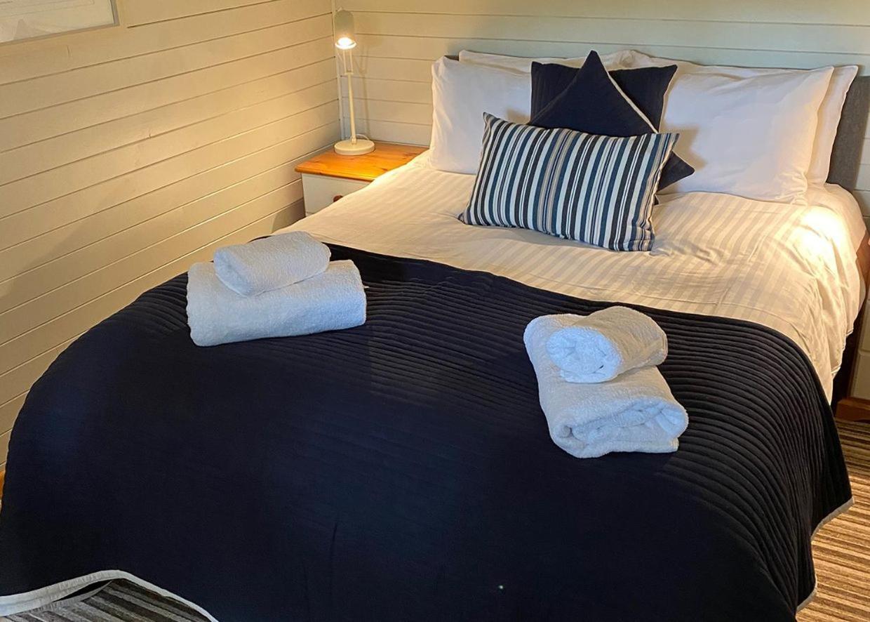 Ivyleaf Combe Lodges Stratton  Eksteriør bilde