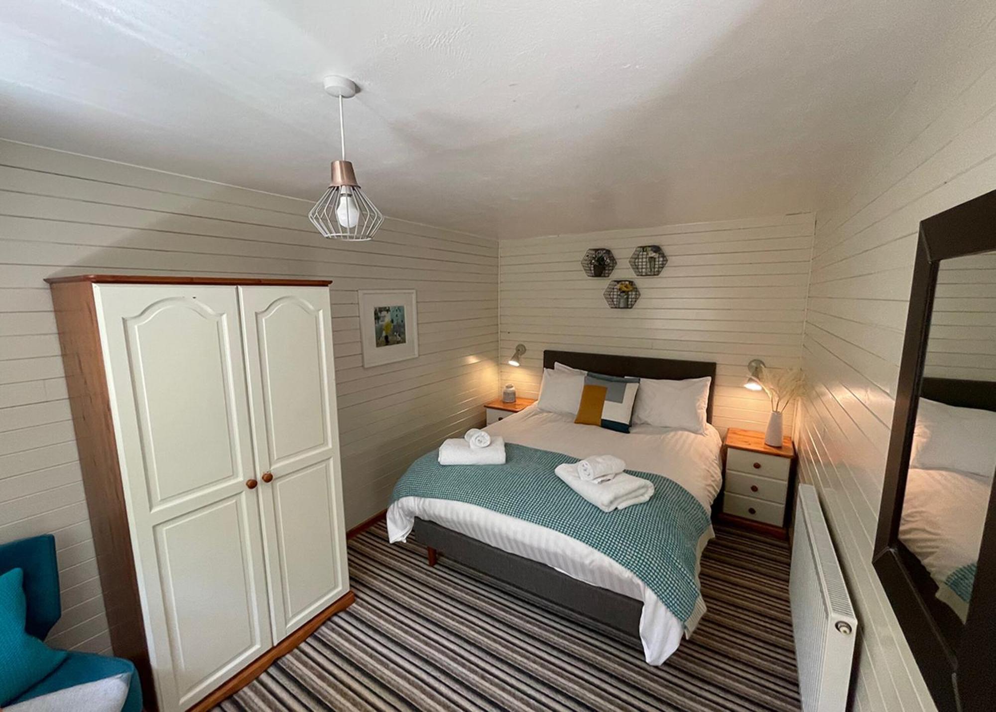 Ivyleaf Combe Lodges Stratton  Eksteriør bilde